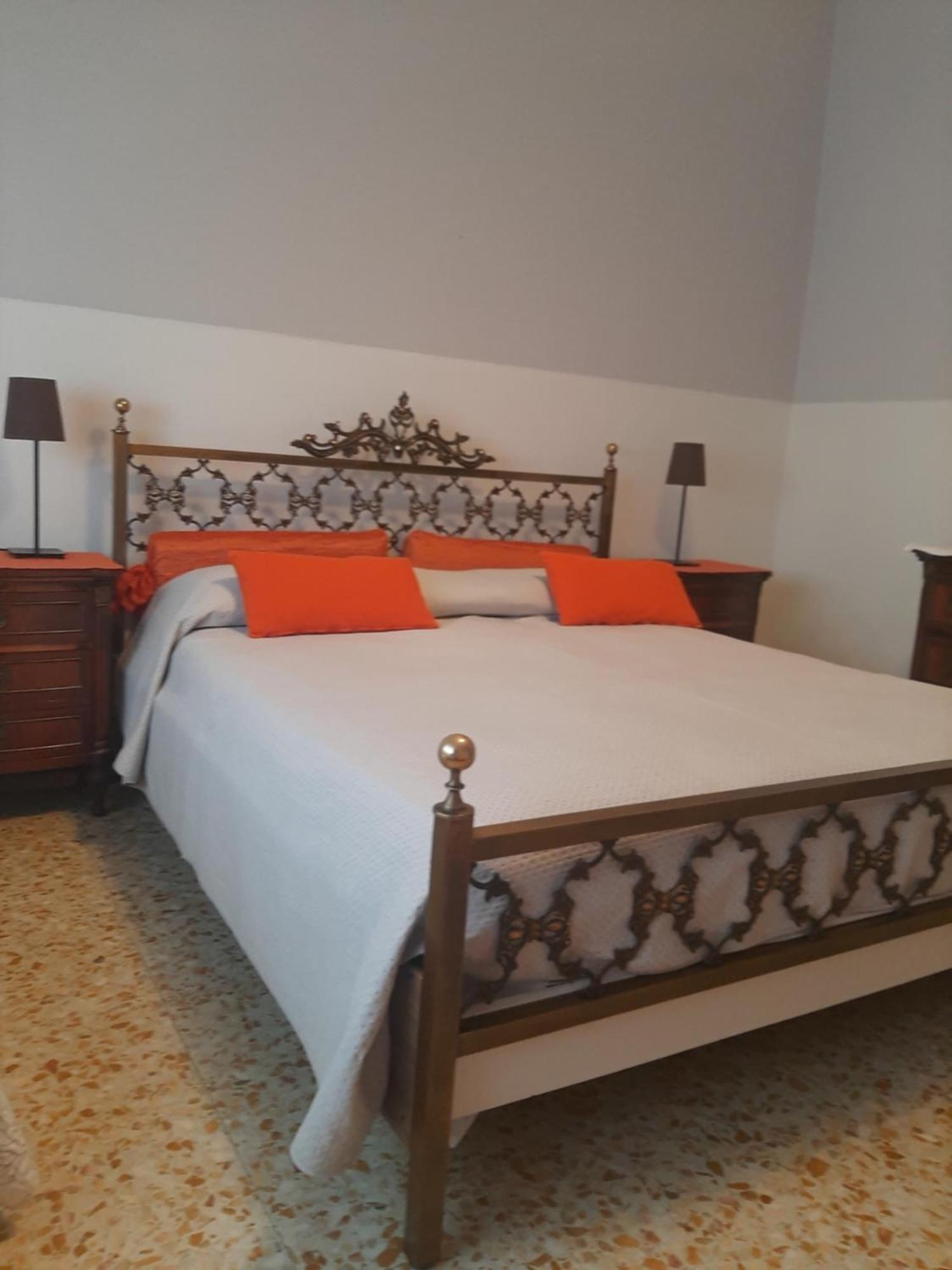 Travellers Lodge Bed & Rooms Treviso Exterior photo